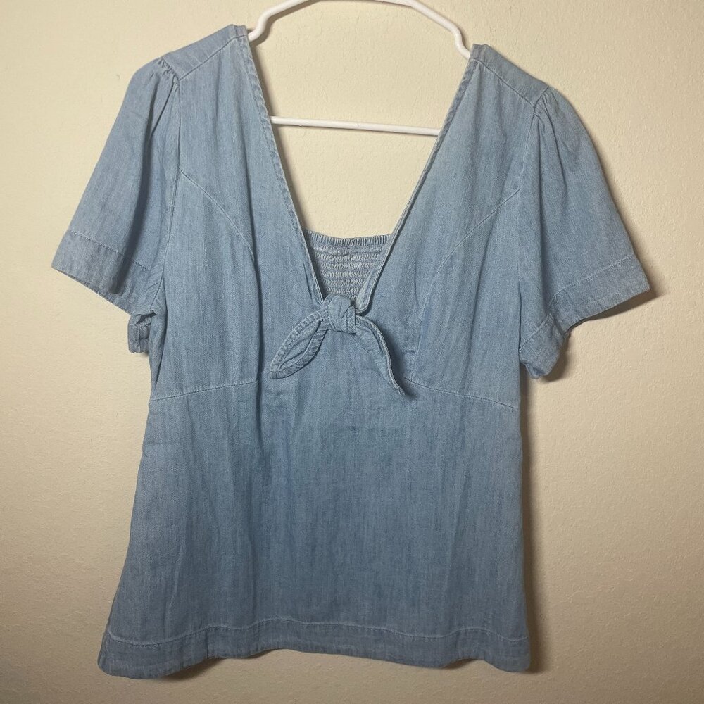 Old Navy Womens Light Wash Denim Tie Front Babydoll Top M Country Western NWT